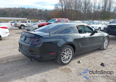 2014 Ford Mustang V6 Premium z USA, uszkodzony, nr VIN 1ZVBP8AM8E5250243